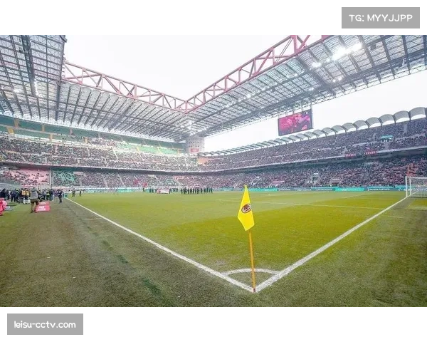 设施更新：圣西罗-梅阿查球场草皮系统升级，旨在支持更快速的传切战术