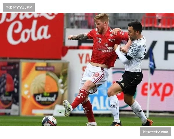 布雷斯特1-1战平欧塞尔，双方门将均贡献多次关键扑救